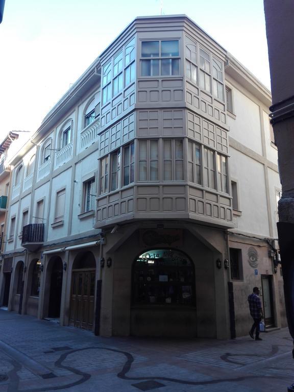Pension Travesia Del Laurel Logrono Exterior photo
